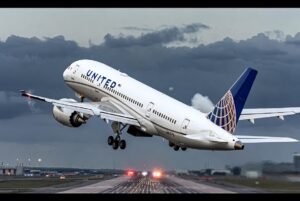 United Airlines Flight UA770 Emergency Diversion